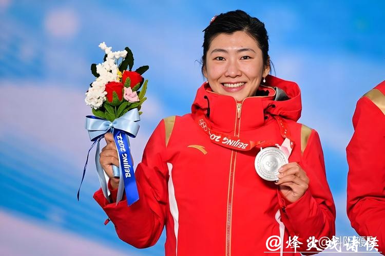 徐梦桃、孙佳旭获世界杯赛季总冠军