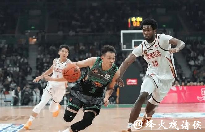 第六外援提上日程,辽宁男篮或将敲定38岁美国后卫,曾获NBA总冠军 第六外援提上日程,辽宁男篮或将敲定38岁美国后卫,曾获NBA总冠军